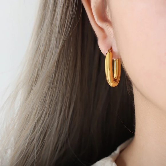 18K Gold Plated Hoop Earrings*Everyday Hoops*Gold Waterproof Jewelry - Picture 2 of 3